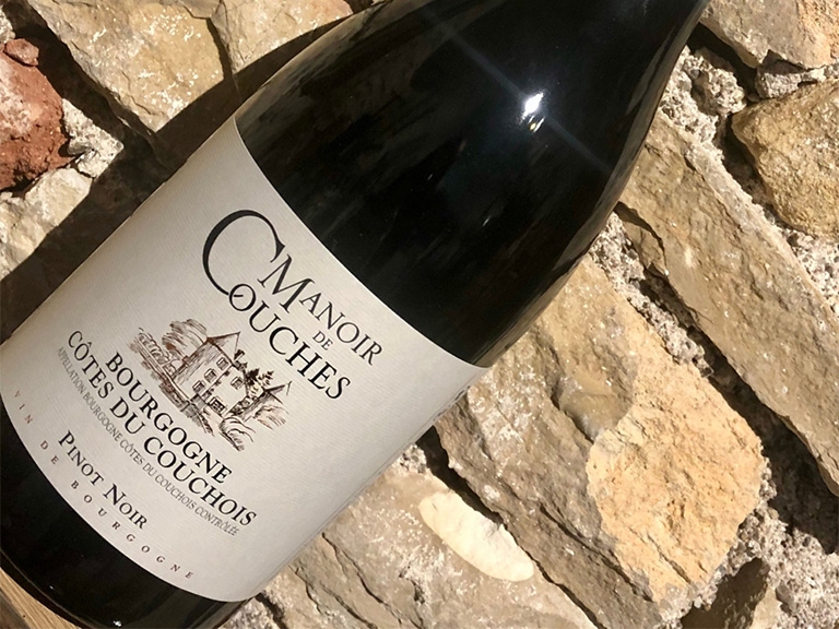 vin du couchois manoir de couches Bourgogne Côtes du Couchois vin rouge Benoit Charbonnaud Rully